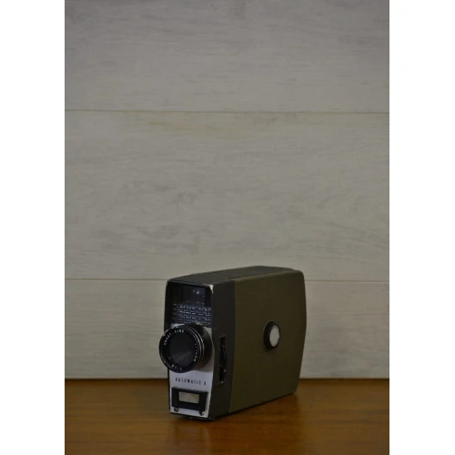 Vintage κάμερα Crestline Automatic 8
